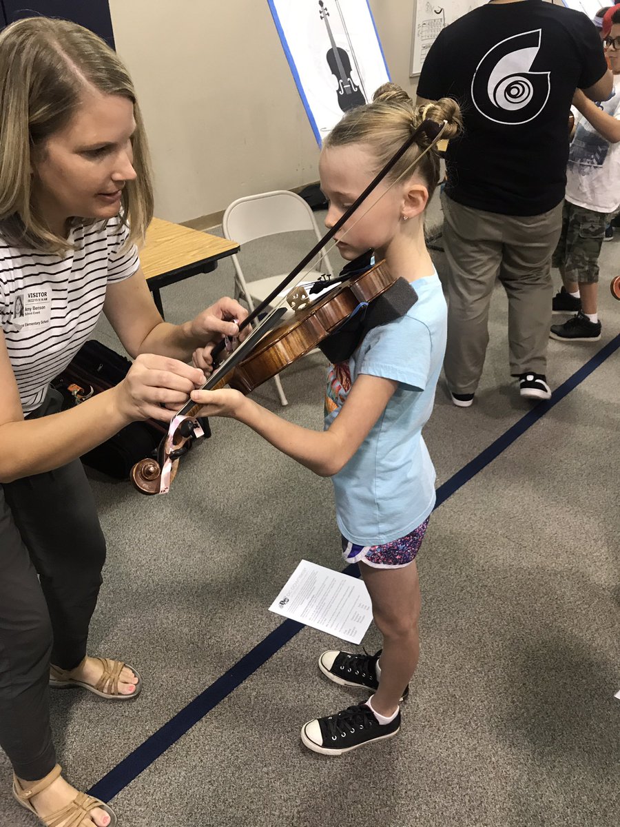 SpriggScholars's tweet photo. What a way to start our morning! Thank you DC Downbeat for coming to FSE! #oneflagstone #funinfourthFSE https://t.co/0diC27jlDK