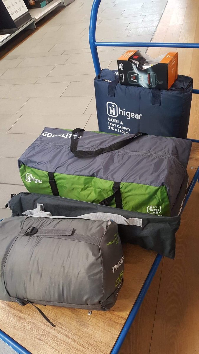 HPManchester's tweet image. Today we were given a fantastic donation to help out a lovely chap with a brand new tent ⛺️ as his was falling apart ..we bought him a few extra items too ..just amazing to be apart off helping someone in need ... we are so made up for him and so Happy we could help him out ❤️😊
