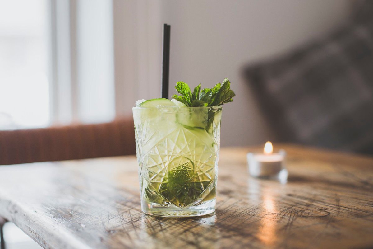 cavebar_rh's tweet photo. Bank Holiday Opening Hours🥂

We have extended some of our serving hours for the Bank Holiday Weekend! 

Friday 9am-12.30am (food served 9am-10pm) 
Saturday 9am-12.30am (food served 9am-10pm)
Sunday 9am-10pm (food served 9am-10pm)
Monday 9am-5pm (food served 9am-4pm) https://t.co/inriYMPra2