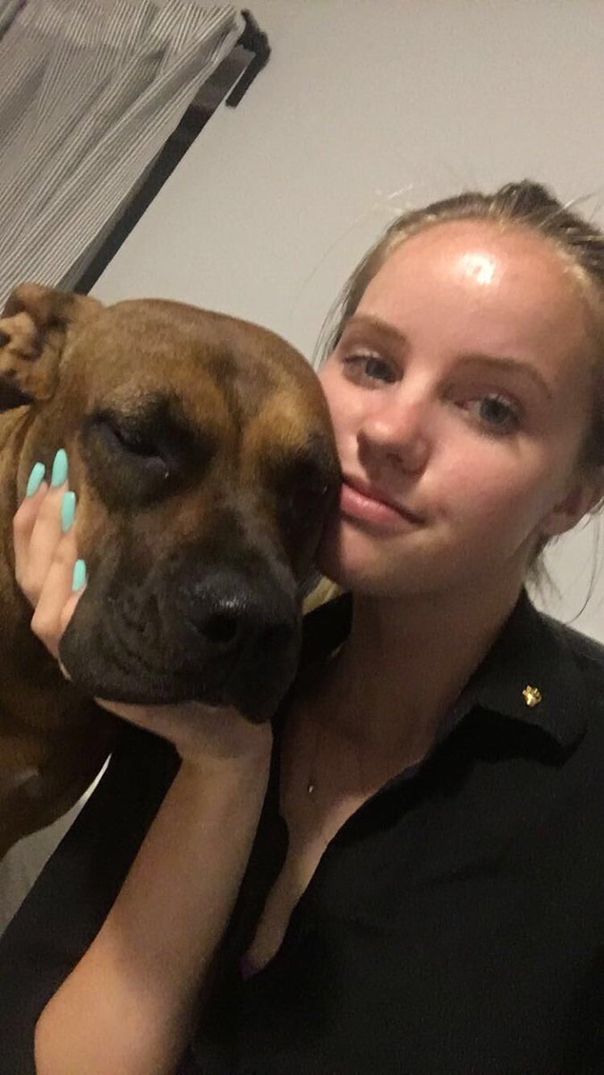 char_c244's tweet photo. I present to you: a collection of pics of Lucy and I looking the same https://t.co/roaRk1QCrV