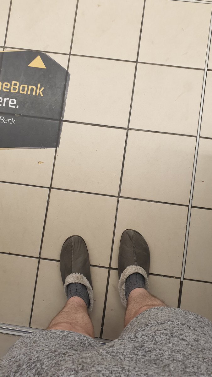 MishDLange's tweet photo. Shopping in slippers, because, what are shoes anyway? https://t.co/jJ8WlZnu32