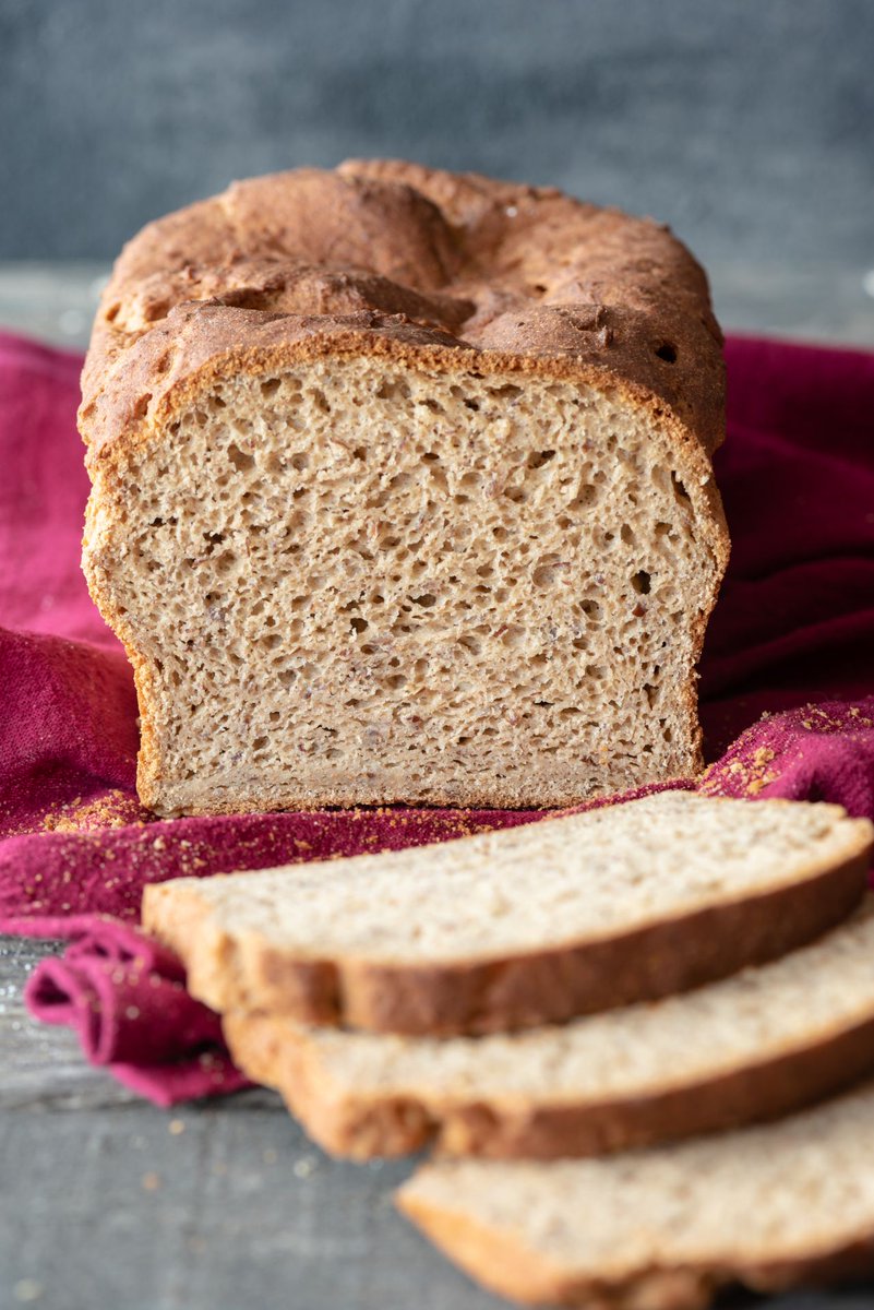 Just because you're gluten-free doesn't mean you have to settle for dry, crumbly bread! #glutenfree #ricefree #bread
bit.ly/2zdAUWu