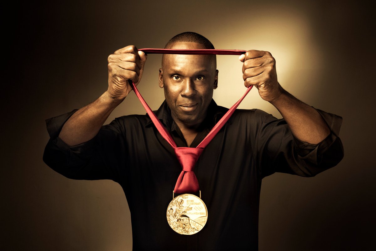 CNESST's tweet photo. Alors sans plus attendre, nous vous présentons un des conférenciers du #GRVM le 31 octobre prochain: @BrunySurin, athlète et entrepreneur. #SST #GRVM2019

https://t.co/1nHQIMeiPV https://t.co/oZypeIcG9G