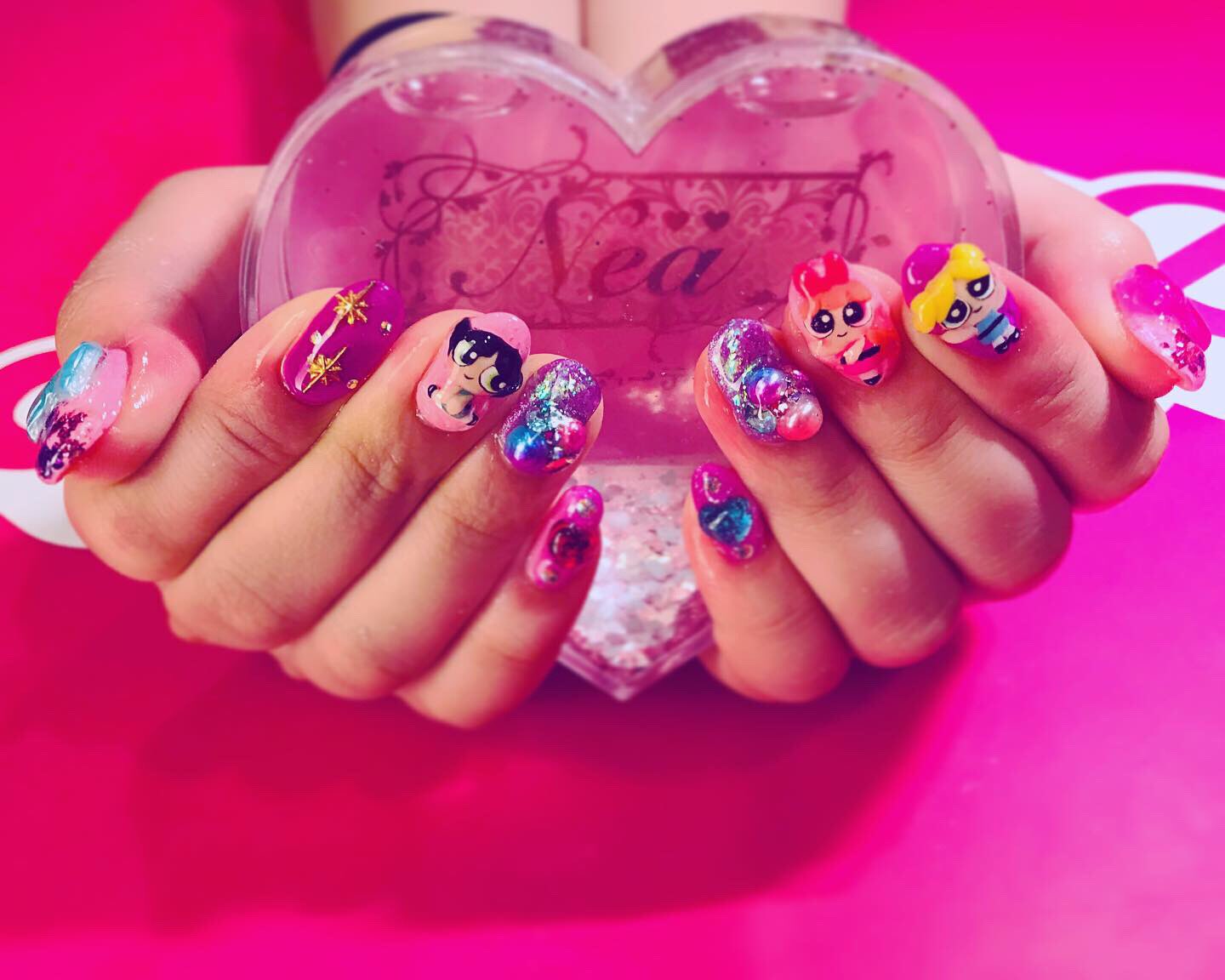Ayane お客様ネイル パワーパフガールズ カラフルで可愛いです ショートネイル も可愛くて盛れます カラフルネイル キャラネイル キャラクターネイル 痛ネイル 痛ネイルサロン 仙台 仙台ネイルサロン 仙台ネイル