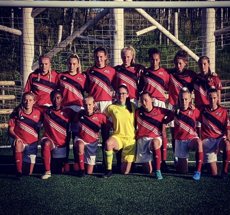 CSWUSoccerClub's tweet photo. Best of luck to @SWUPremieres05 @G04Premiers @SWUPremiers03 @CSWUPremiers06 as they start @AlbertaSoccer provincials today #swuproud https://t.co/opXQJNbUmd