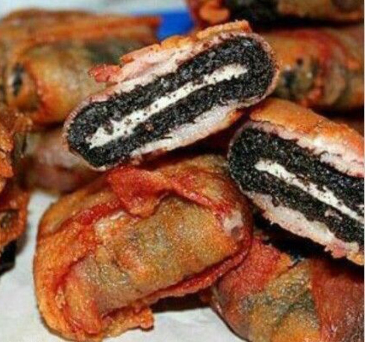 1legchad's tweet photo. Thank you to whomever recommended Bacon Wrapped Oreos!
Life changer, and I’m still faithfully on my #BaconDiet !!!!!!!
Yum yum yummy in my tummy!!!!😜😜
#IDidntCheat https://t.co/Pdyxc5KWbP
