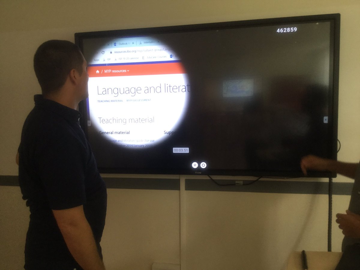 mslingisp's tweet photo. While our new staff were having great fun to explore the new interactive screens’ features, they right away discussed the ideas of using spot light, timer, shapes or paint tools etc to make their upcoming lessons more engaging. #ISParisIB, #IT training https://t.co/l1Re9r0Mu0