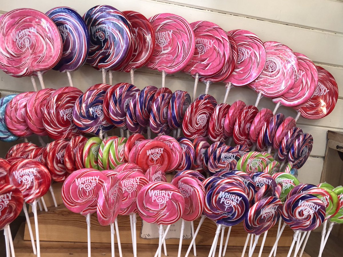 HeritageParkYYC's tweet photo. It might be a bit overcast, but new experiences await at the Park! Including some timeless treats from the Plaza & Village retail shops. #heritageparkyyc #escapetoday #goingbackgivesback https://t.co/ymiSbQlVzQ