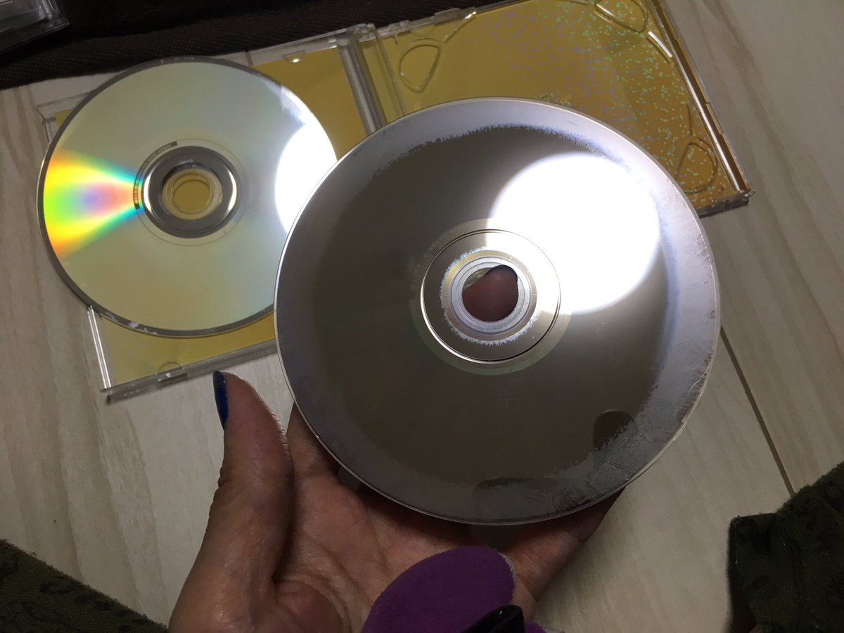 ちまりゅう クソリプ コロナ滅せよ 関ジャニ Crystal 多謝台湾盤のcとdvdに白い白濁汚れが ぺたぺた ベタベタ するから ディスク盤面同士を貼り付けている糊が溶け出てしまったと思われるが なかなかへっぽこ仕様だね 笑 インフィニティに不 ちまりゅう クソリプ コロナ滅せよ 関ジャニ Crystal 多謝台湾盤のcとdvdに白い白濁汚れが ぺたぺた ベタベタ するから ディスク盤面同士を貼り付けている糊が溶け出てしまったと思われるが なかなかへっぽこ仕様だね 笑 インフィニティに不