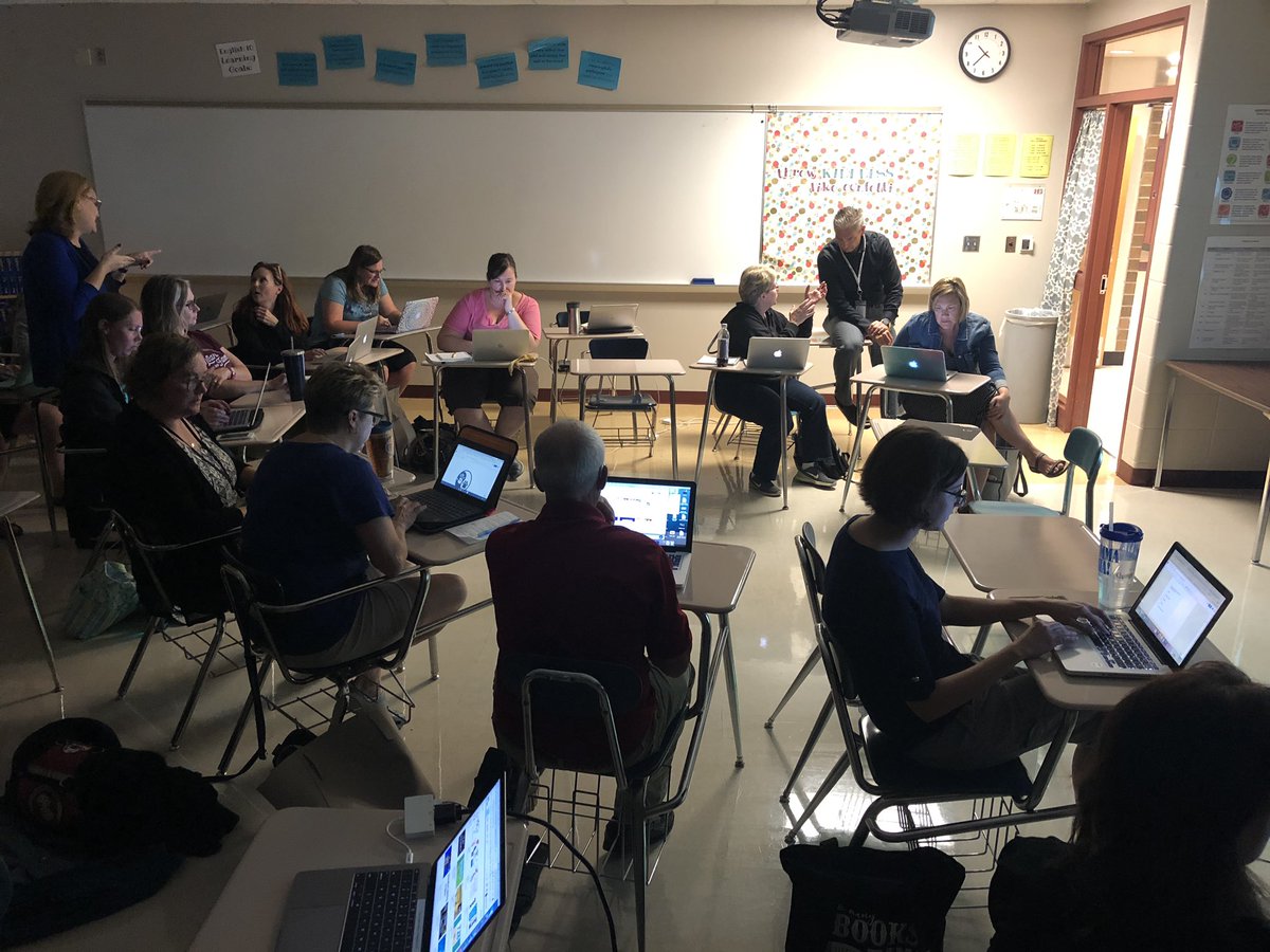 Collaborative learning taking place. #edcamp728 <a href="/ISD728/">ISD 728</a> <a href="/PaulEBeckermann/">Paul Beckermann</a> <a href="/pambeckermann/">Pamela Beckermann</a> <a href="/troyanderson89/">Troy Anderson, M.S., CETL</a> @Clouducation_