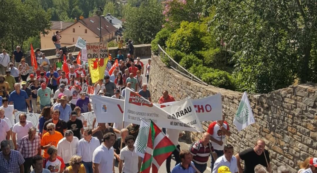 UAGNavarra's tweet photo. Primer paso, todos unidos; seguimos!!!💪💪💪 https://t.co/8CPTYz4G0x
