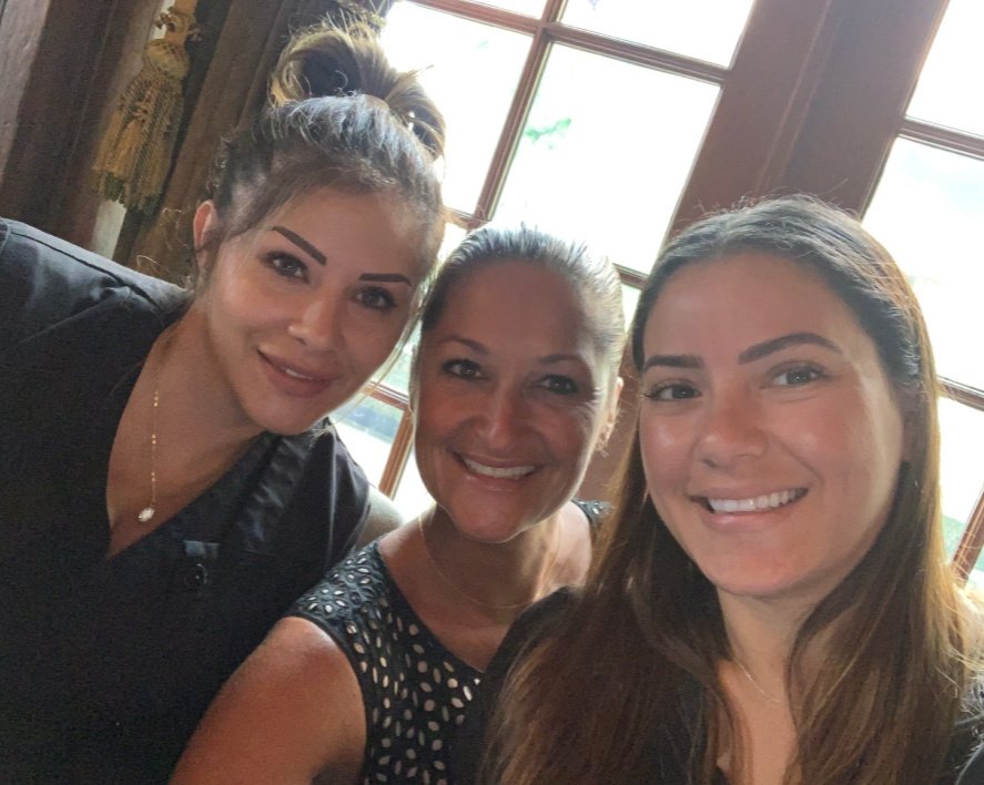miVIPSurgery's tweet photo. Team miVIP Surgery Centers is at @BiltmoreHotel in #Miami for a #Health Fair. Employees w/ #PPO plans can use #insurancebenefits for #Bariatrics, #Gynecology, #Spine, #Urology, #Orthopedics, #ENT, #Hernia! Call 855-516-4847 for info! @miVIPSurgery #miVIP.com https://t.co/xosiYAdSdZ