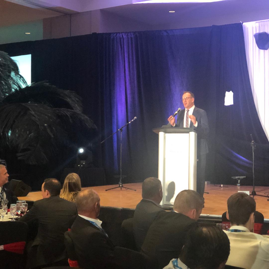 YVRforKids's tweet photo. Thank you to Scott Norris, VP of Commercial Dev at @yvrairport & Margaret MacNeil, CEO at @CanuckPlace for joining us at last night's #YVRforKids Gala. We're honoured to celebrate 28 years of working together to help support children & families throughout the Lower Mainland. https://t.co/OCTnqd7TLc