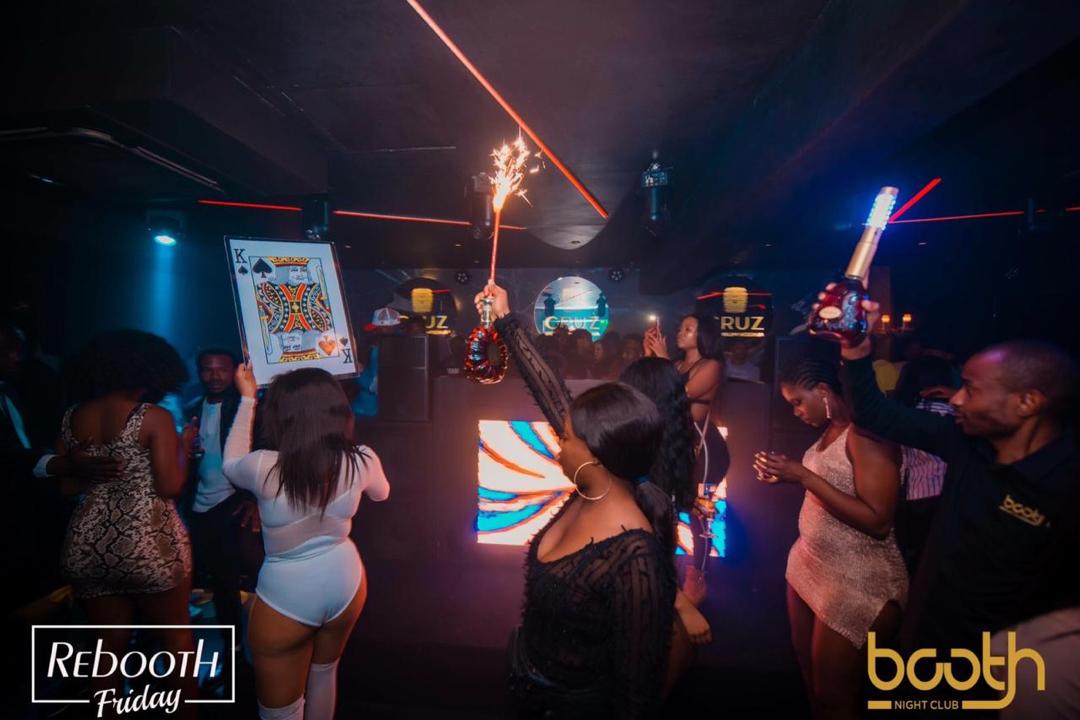 djscratchmasta's tweet photo. @boothsandton is the only place where music & lifestyle takes u to another planet on its own trust me even @larrythelame can testify to that #ReboothFriday is insane 😂😂😂 https://t.co/i9m8hrPZG0