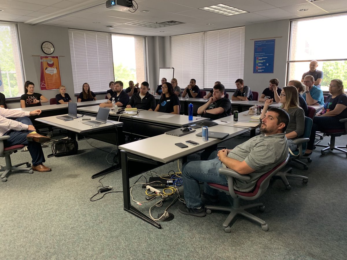 HUGE turnout from the Hattar team for our CRU incubator. #GrowAR <a href="/Amy__Smith1/">Amy Smith</a>  @costelloatt.
