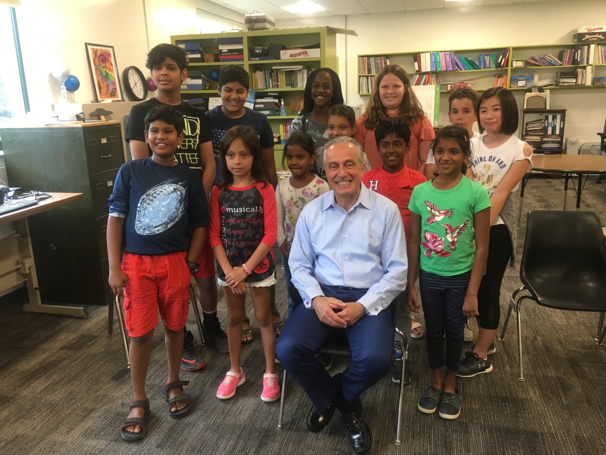 AssadiMehran's tweet photo. I loved meeting with schoolchildren in Montpelier, VT, this week who wanted my take on leaders and leadership. Here's my message: “Being a leader is being a coach, like on a team. That’s what leaders do, coach and mentor people.” https://t.co/nfcbXegV2l