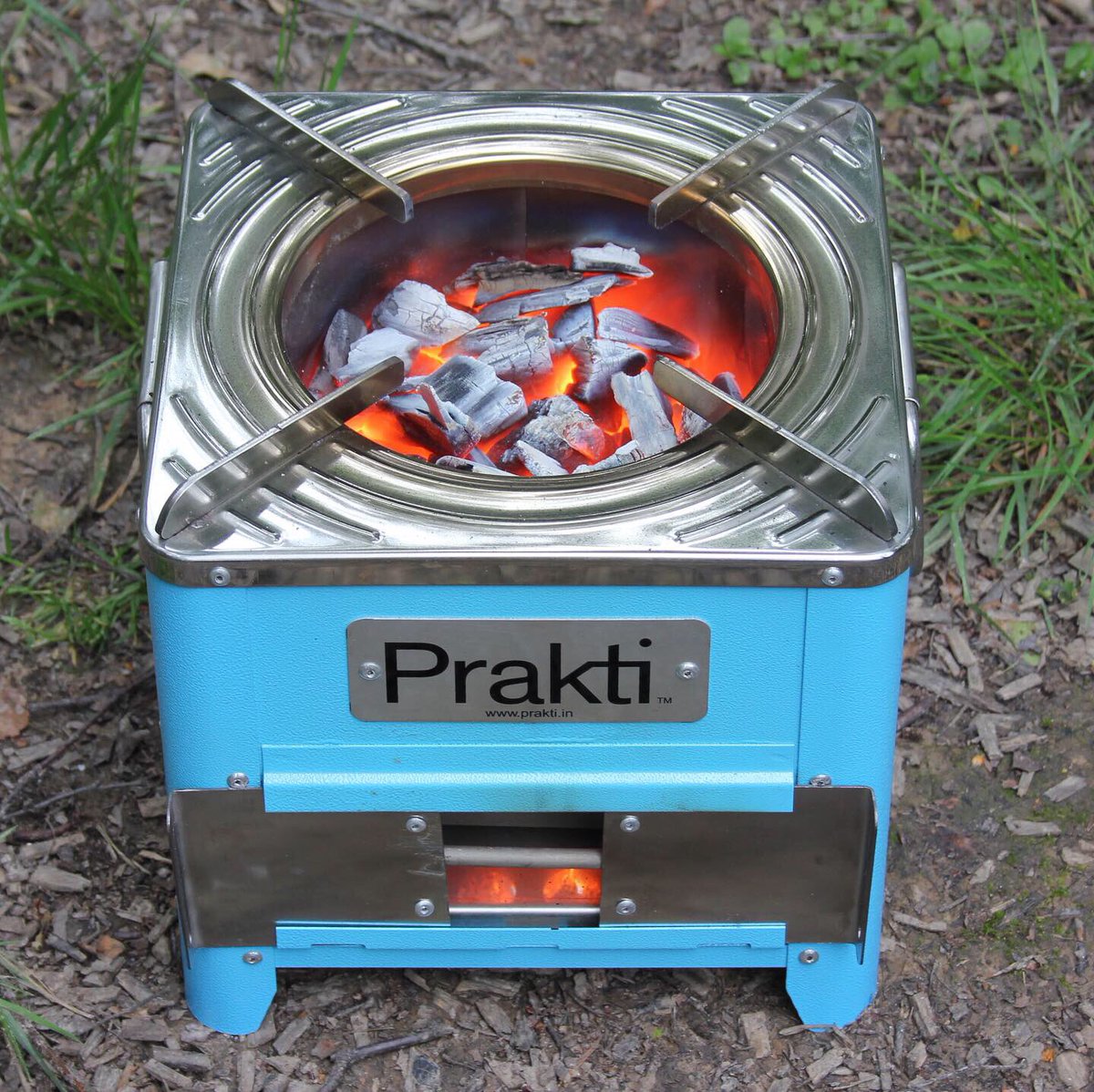 You can celebrate all kinds of cooking with the heat from our stoves! Just slide the doors to control the temperature 🔥