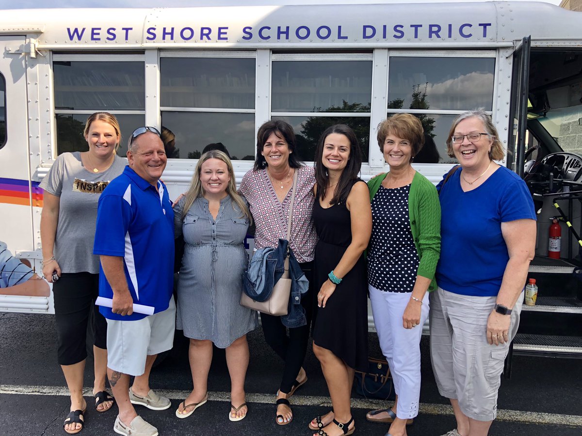 WestShoreSD's tweet photo. WELCOME BACK STAFF! Today was our annual Opening Day and this year the day centered around the theme of community. It was a truly great day in the neighborhood! Be sure to check our Facebook page for more photos. #WestShoreProud https://t.co/KnSEHXJyS0