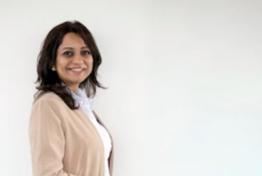 MITSloanExecEd's tweet photo. Our latest blog post features Mahua Mukherjee, who transitioned from #corporate life to #entrepreneurship with help from our #AdvancedManagementProgram. Read about her journey: https://t.co/uKYDYkMF4K And start your own journey here: https://t.co/WNYsacpLIW https://t.co/fropPnbG5M