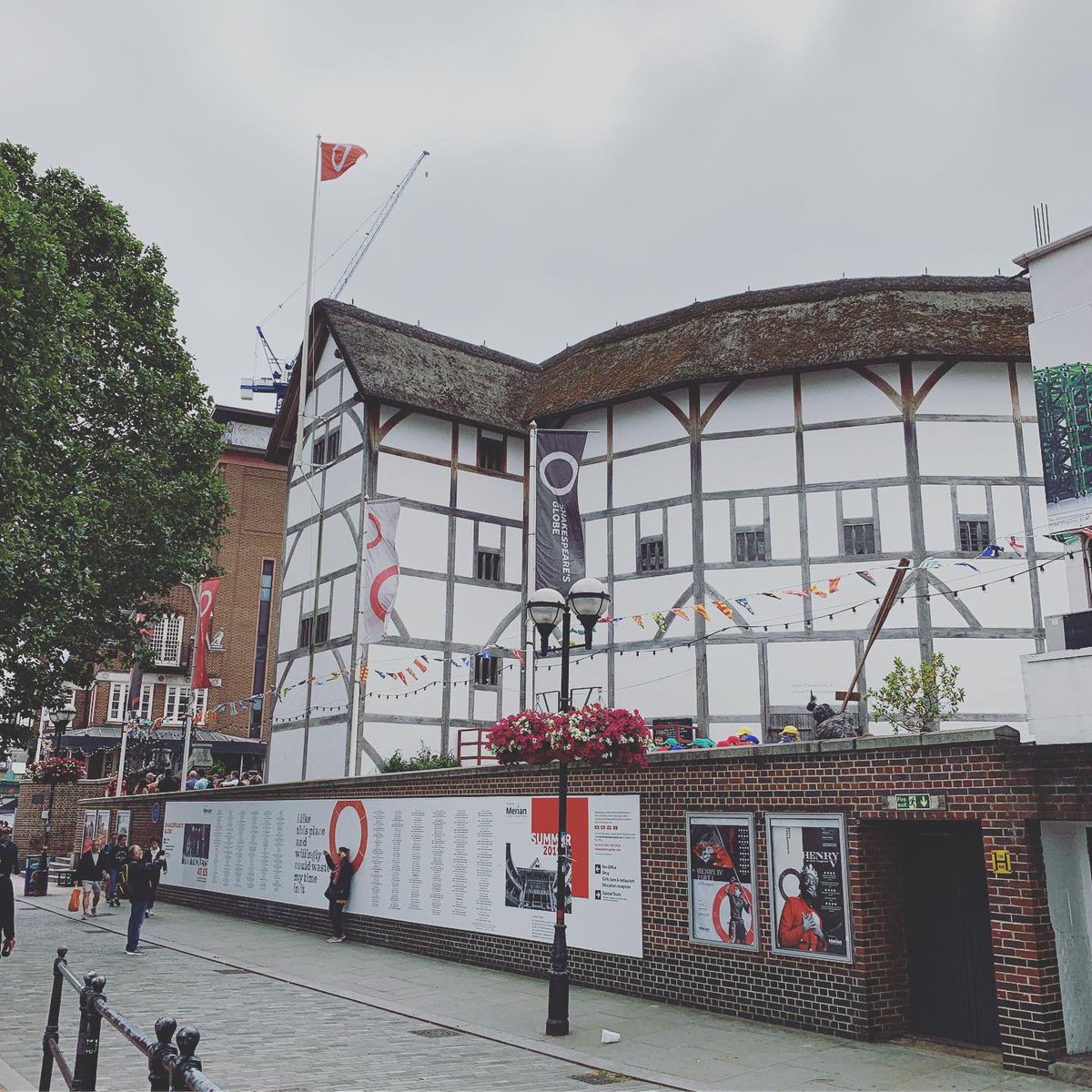 PRMS_Playhouse's tweet photo. Tbt to when I was at THE Globe theatre!! https://t.co/IvRFdKrBPh