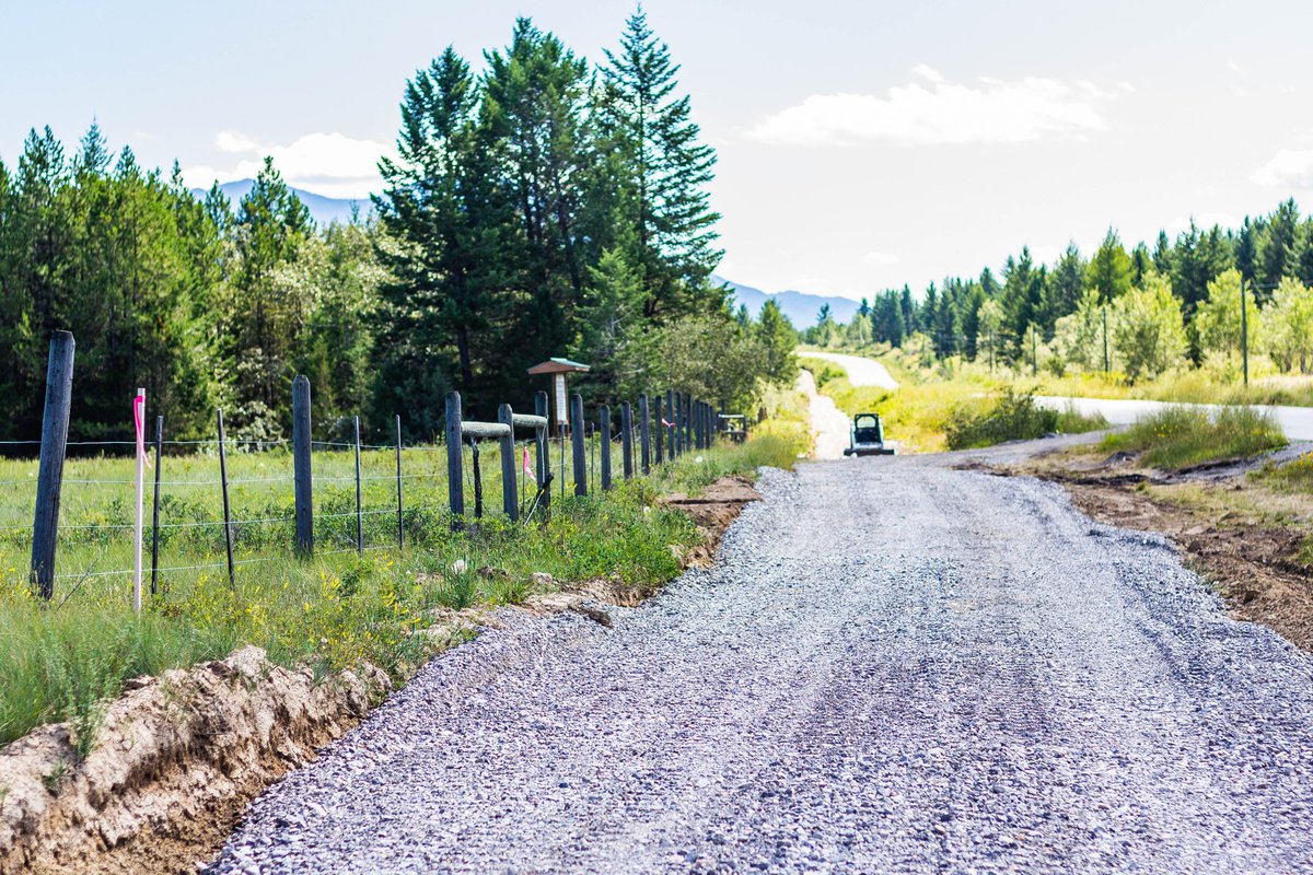 CVGreenways's tweet photo. Check out our Trail progress from the last few weeks! We have 5.6 paved, new kms for you to enjoy #OurTrail https://t.co/VkZF39yKtZ