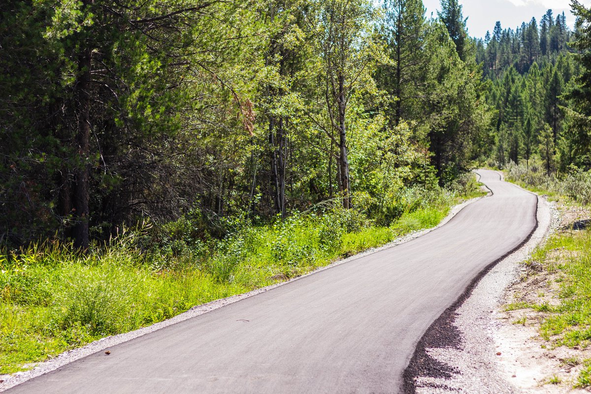 CVGreenways's tweet photo. Check out our Trail progress from the last few weeks! We have 5.6 paved, new kms for you to enjoy #OurTrail https://t.co/VkZF39yKtZ