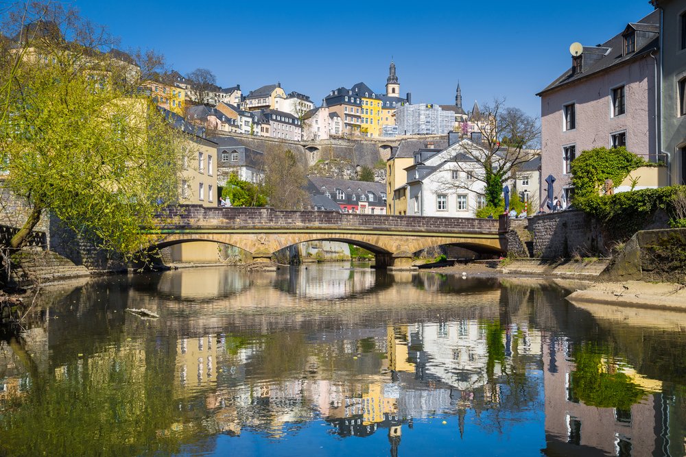 Dreaming of a European city break? There's still time to enter to win flights for 2 to Luxembourg with <a href="/LuxairAirlines/">Luxair Luxembourg Airlines</a>. To enter, just follow and retweet. #DUBLuxair