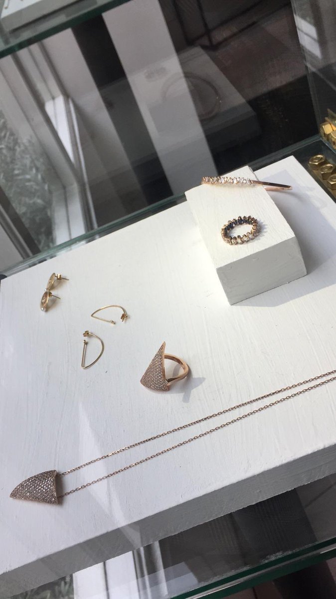 MyriamSOSLondon's tweet photo. โจ @MyriamSOSLondon is now available in @Kabiri_Online in #Marlybone, #London.
Pop in and shop the look!
#jewellery #jewelry #luxury https://t.co/bLSH5pFlfj