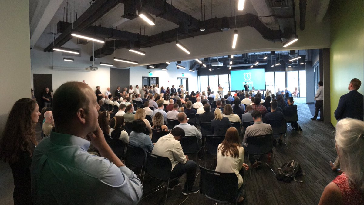 janicedru's tweet photo. Full house @vencafePVD @CICprovidence @MassChallenge @Q2QHealth @leadovate @conbodynyc @theartisanslist @The_Pangean @playggua @GreenChoiceNow @Griptiller @IderaOs @BIMedical1 @AirAdvisor @BuppyPets @goteff @ImpactEverythng @TarteelRecite https://t.co/z68fIJdnDj