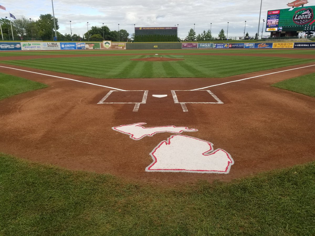 kelren31's tweet image. Michigander Night #NestLevelFun @greatlakesloons
