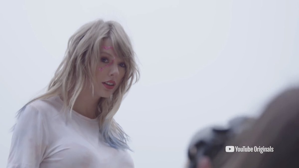 Iikefun's tweet photo. Taylor for #Lover https://t.co/XpS4rZ6Wb9