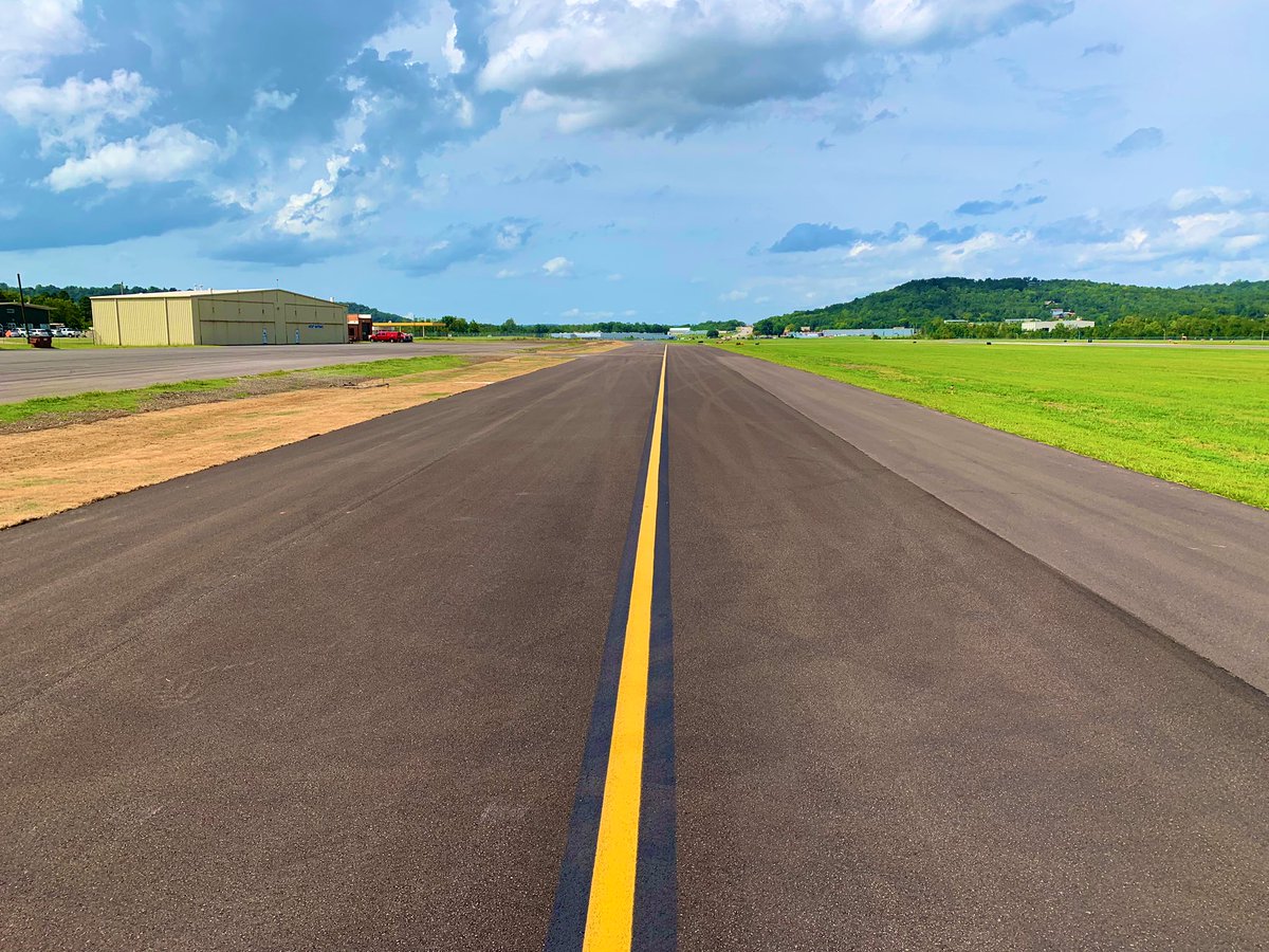 wahdiatme's tweet photo. Excited to open the recently completed Taxiway B Widening project at #FYV today! Now complete, larger aircraft can taxi from the terminal to either runway end without crossing at midfield, vastly increasing safety. @garverusa @FYVairport @FYVgov https://t.co/lrtDVevYHX