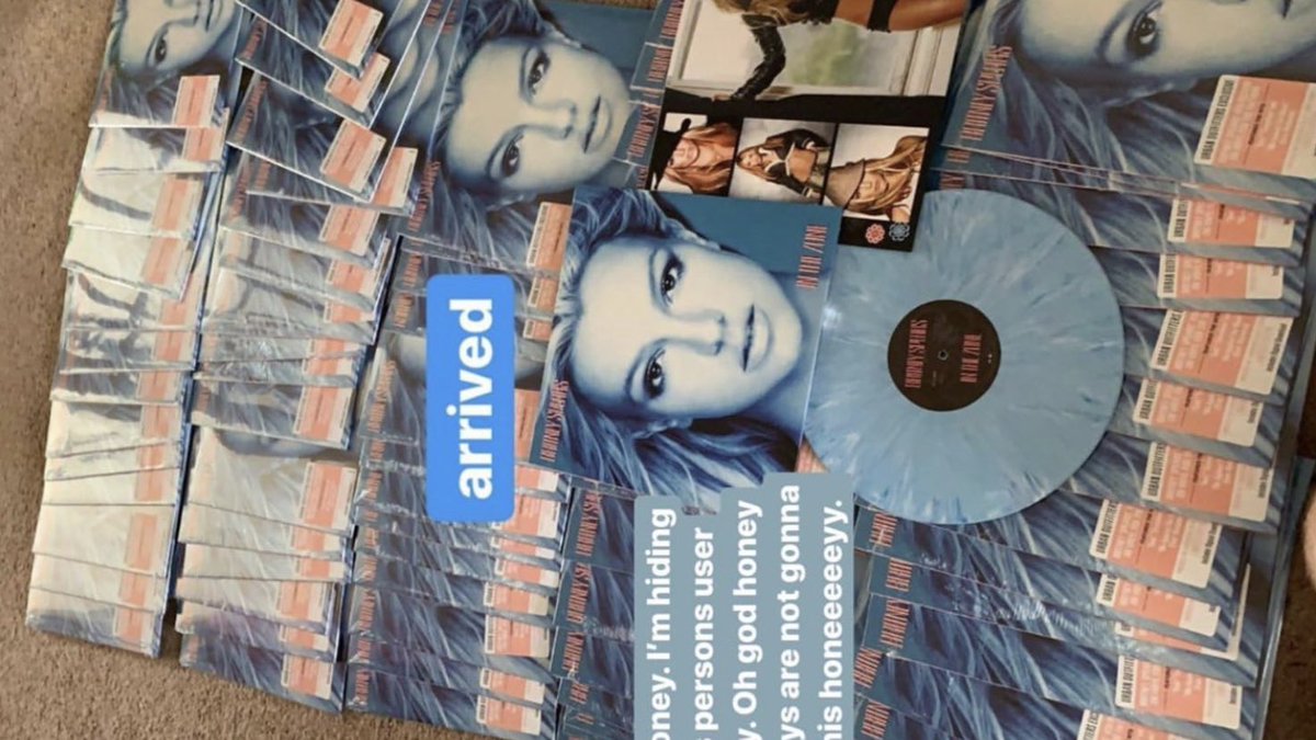 Derek Please On Twitter Yo Urbanoutfitters Why Let One Person Buy This Many Britney Spears In The Zone Vinyl Records