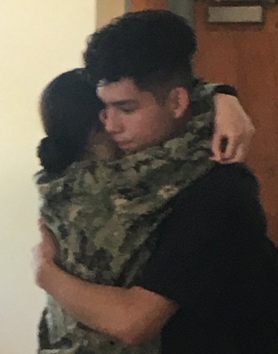 Melanie Welsh (@melanieawelsh) on Twitter photo Genesis Castañeda, US Navy firefighter <a href="/reseda/">Резеда Величкина</a>.pa2018 alum surprises her brother Andy Castañeda, senior @resedapa2020 after being at training for seven months @reseda_police_academy at the faculty basketball game today! Genesis Castañeda, US Navy firefighter <a href="/reseda/">Резеда Величкина</a>.pa2018 alum surprises her brother Andy Castañeda, senior @resedapa2020 after being at training for seven months @reseda_police_academy at the faculty basketball game today!