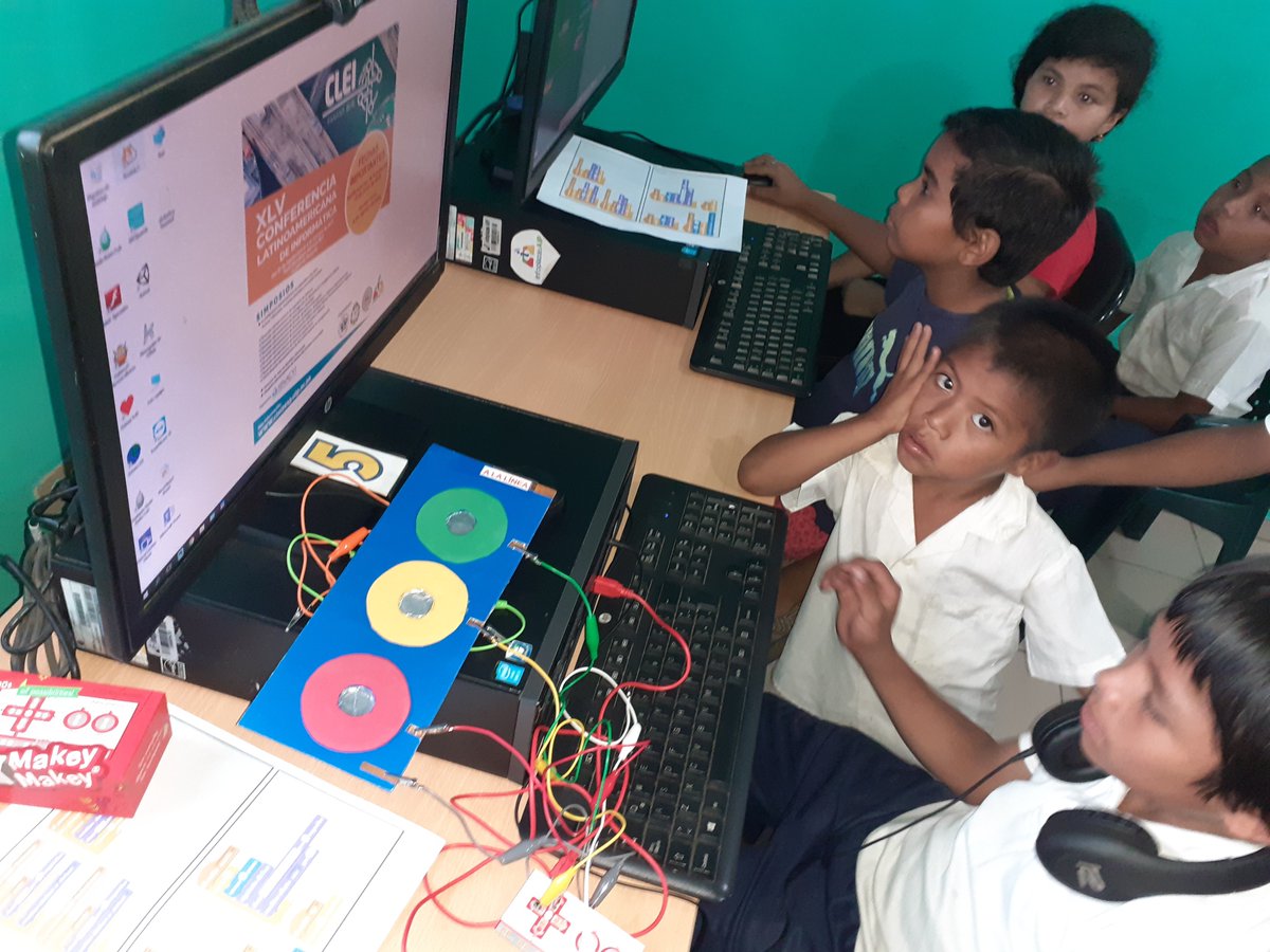 angeldeserrano's tweet photo. Excelente tarde,con Jovenes de Primaria en taller Scratch-Makey Makey, Facilitadora Licda. Marilyn Samudio, Infoplaza #315 Sortová.
#momentosinfoplazas
#yosoyinfoplazasaip
@infoplazasaip https://t.co/eMu3W4lBZg