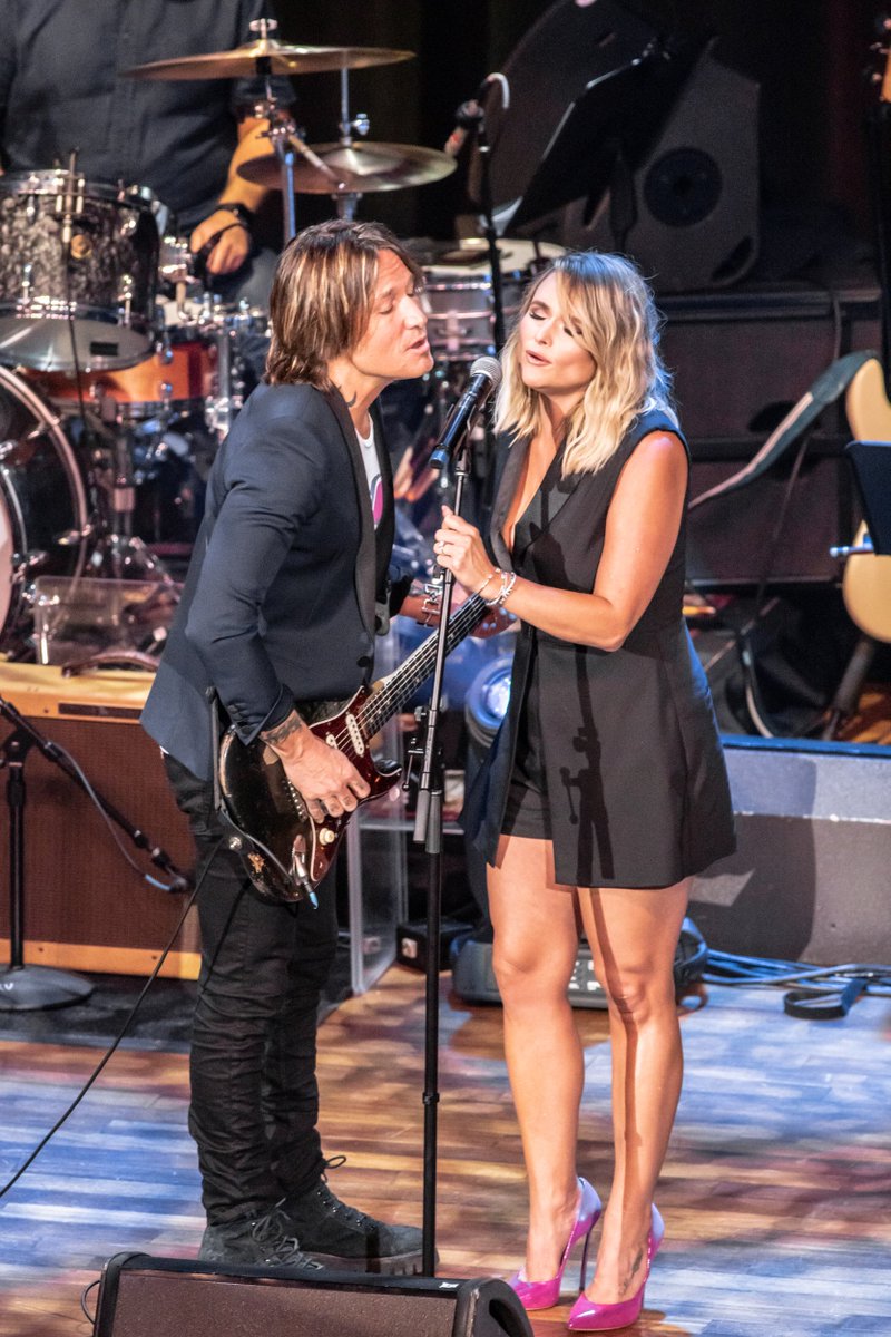 901Music's tweet photo. We're still not over last night's #ACMHonors 🎶 Relive the entire evening through our photo gallery. (📸 @NathanArmstrong)

https://t.co/Wr5BuCZQq3 https://t.co/npWTcKosg1