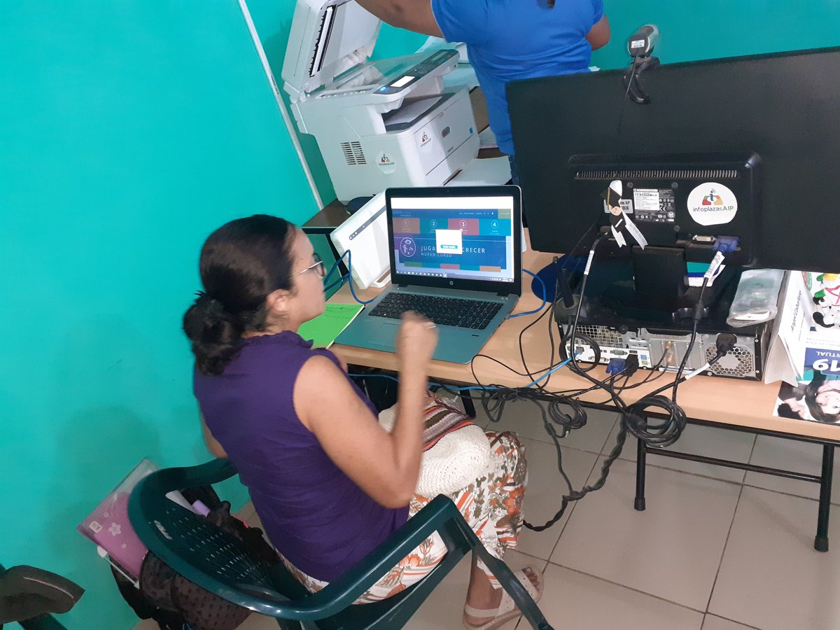 angeldeserrano's tweet photo. Felicidades Jovenes por su deseos de superación,y a la Licda. Jazmín Moreno por su gran apoyo. Capacitate para el Empleo. Infoplaza #315 Sortová.
#Momentosinfoplazas
#yosoyinfoplazasaip
@infoplazasaip https://t.co/KxgPNj5SJB