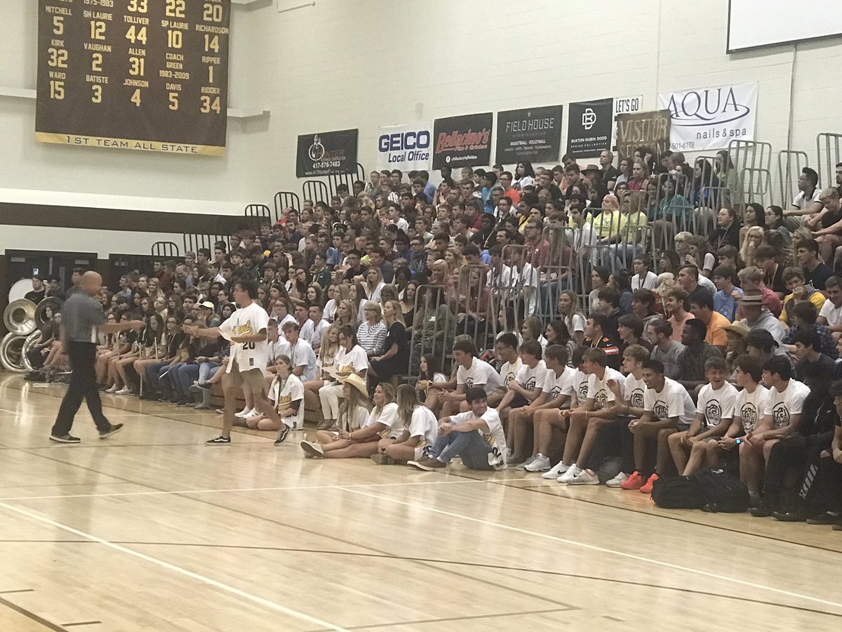 DrPowersKHS's tweet photo. #HOWDay Assembly @KickapooChiefs
Well done @ChiefWisaka and all our performance groups!
#GoChiefs
#OneTribe
#WeTribeTogether https://t.co/TPZ96UXNPS