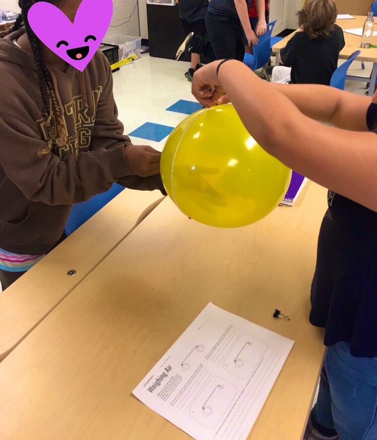 MrsBell_ELE's tweet photo. @MysterySci thanks for the awesome lesson about what plants eat! The Ss were shocked that air had weight when they saw our scale tilt, and they were so engaged communicating with one another. #EagleNation @ScottHargrove4 @TCSPublic https://t.co/DNdOMDJjVG