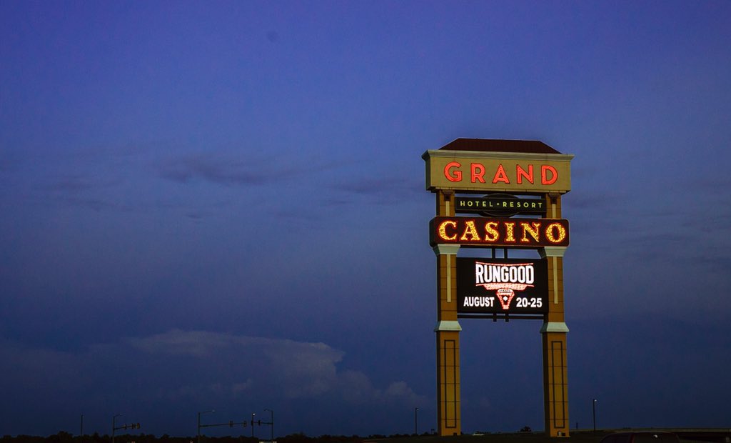 tkarn421's tweet photo. TONIGHT at 7PM is the $200 @GrandCasinoOKC Two Green Chip Bounty Ring Event!
TOMORROW Flight A of the $100,000 guaranteed Main Event! 20,000 starting stack & live reported by @PokerNews!
#ChampionshipRingSeason 💍 https://t.co/tPXDcGIxg3
