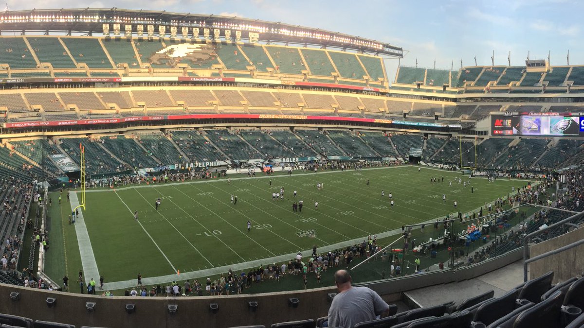 JakobSoks's tweet photo. #flyeaglesfly https://t.co/IIkGgT6KG6