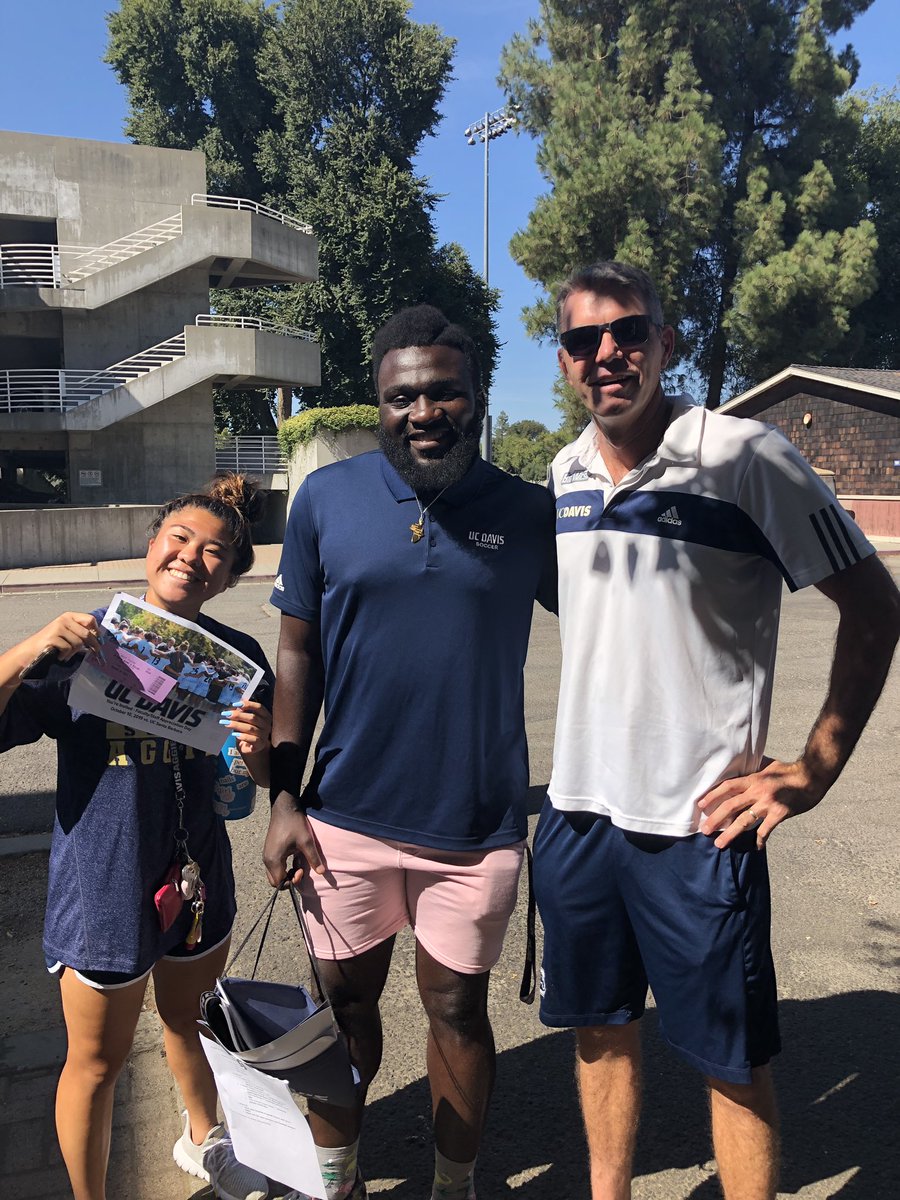 mjfenton33's tweet photo. Pound the pavement has commenced. #team4 #goags https://t.co/2poJRFoi5Z