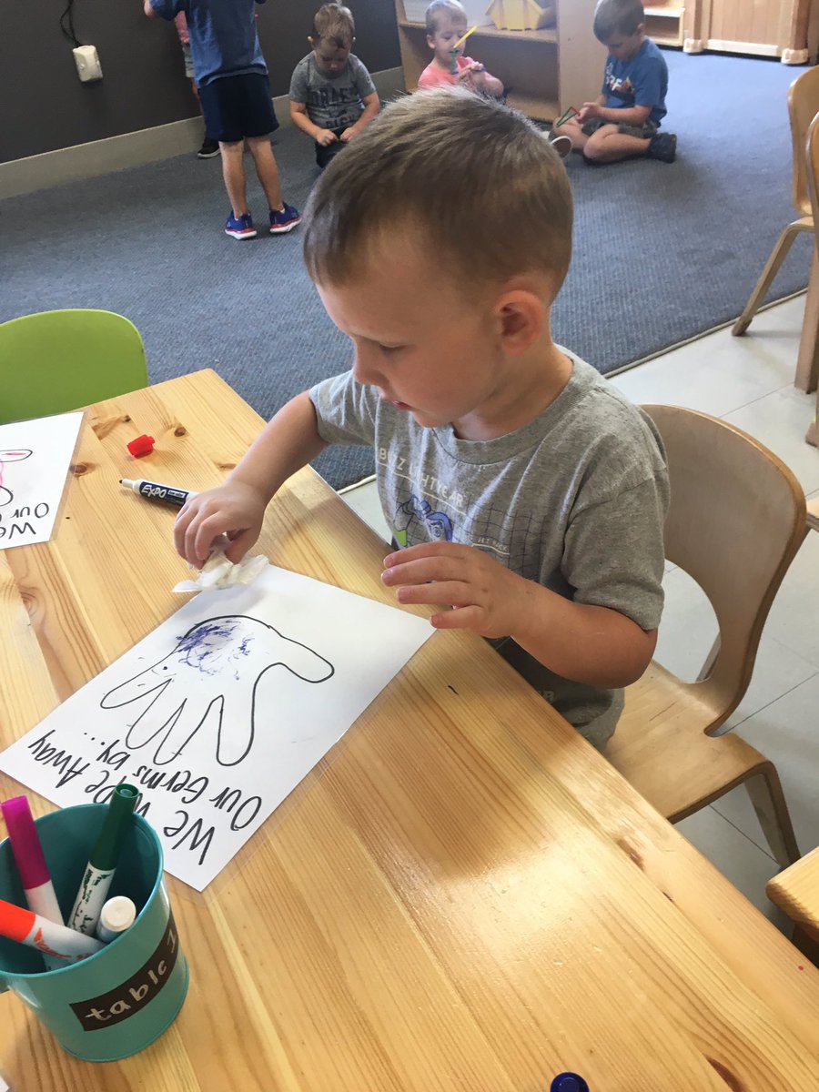 MBetsysel's tweet photo. Today was a continuation of germ week and the kids loved “washing” their germs away with paper towels and expo markers! Parents remember to bring back orientation folders ASAP please and thank you! 🤗 https://t.co/bpxrwJ3kxj