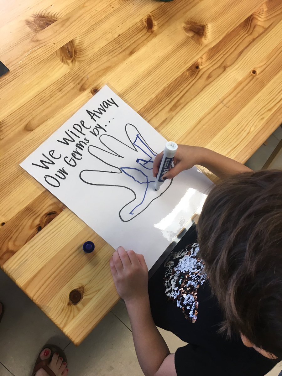 MBetsysel's tweet photo. Today was a continuation of germ week and the kids loved “washing” their germs away with paper towels and expo markers! Parents remember to bring back orientation folders ASAP please and thank you! 🤗 https://t.co/bpxrwJ3kxj