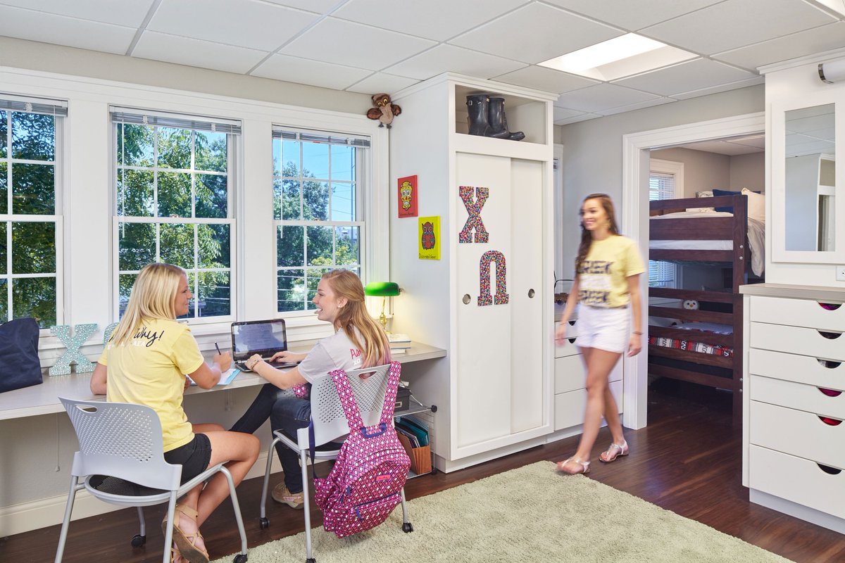 This once private residence on Rockhill Road now serves as the home for the women of Chi Omega @UMKansasCity BBN's design concept returned the building to its original residential use, providing accommodations for up to 30 members. @UMKC_CPC  <a href="/UMKCGreeks/">UMKC Fraternity & Sorority Affairs</a>