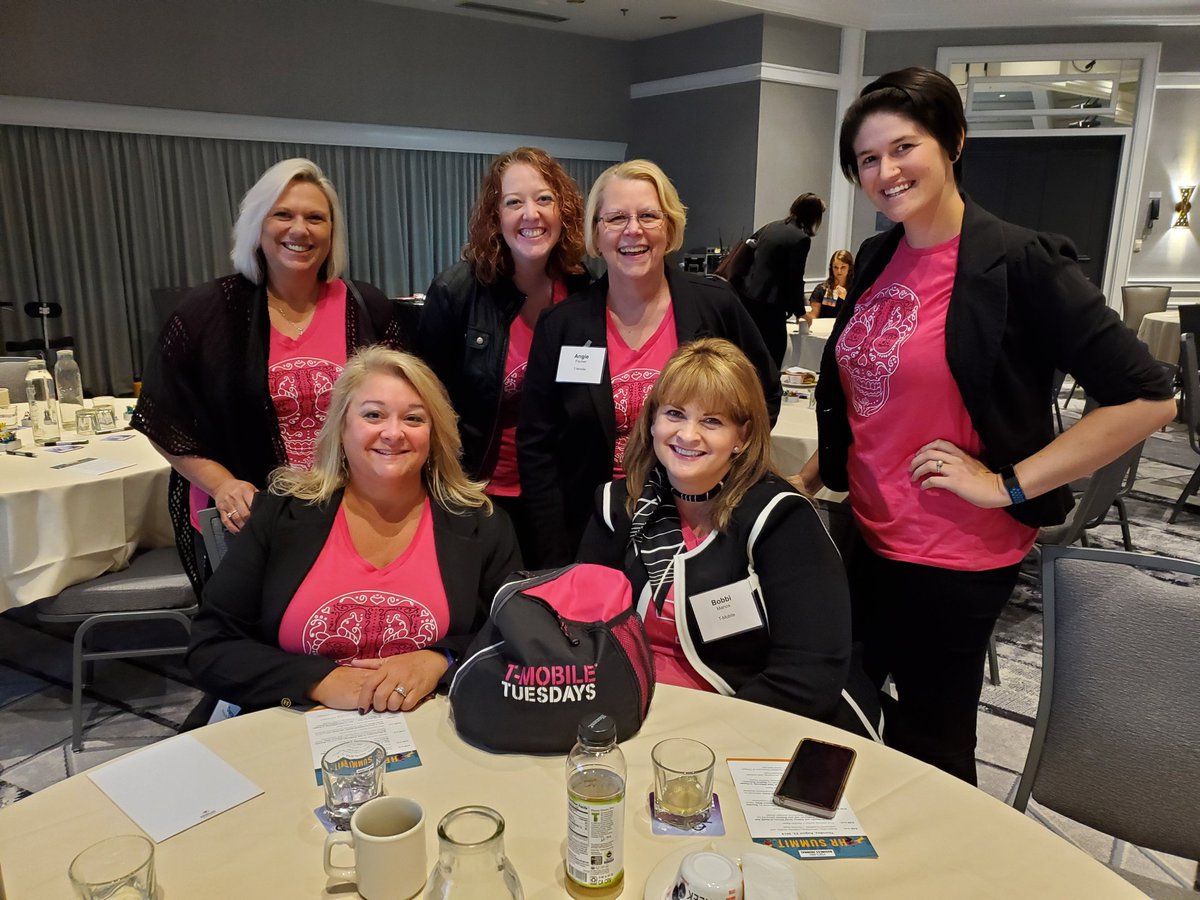 T-Mobile HR in the house at the Portland, Oregon HR summit where our very own Dana August-Sancez will be honored! #1HR #winningallthethings
