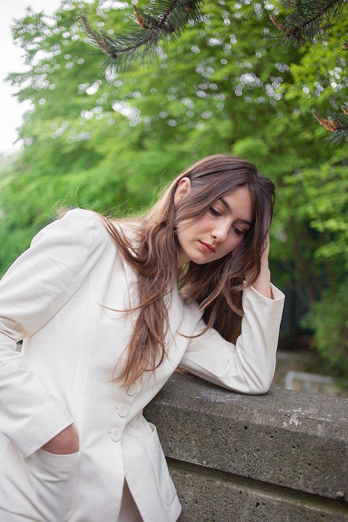 kexp's tweet photo. Today's Midday Show In-studio Feature will spotlight @WeyesBlood, Wand (@corythanson), and Filthy Friends (@FriendsFilthy) - all sessions you can now watch! Tune in at noon PT to hear select songs with @djcherylwaters.

📷: @anselzz | @bebelabree | Brady Harvey https://t.co/IlO5k0PYjw