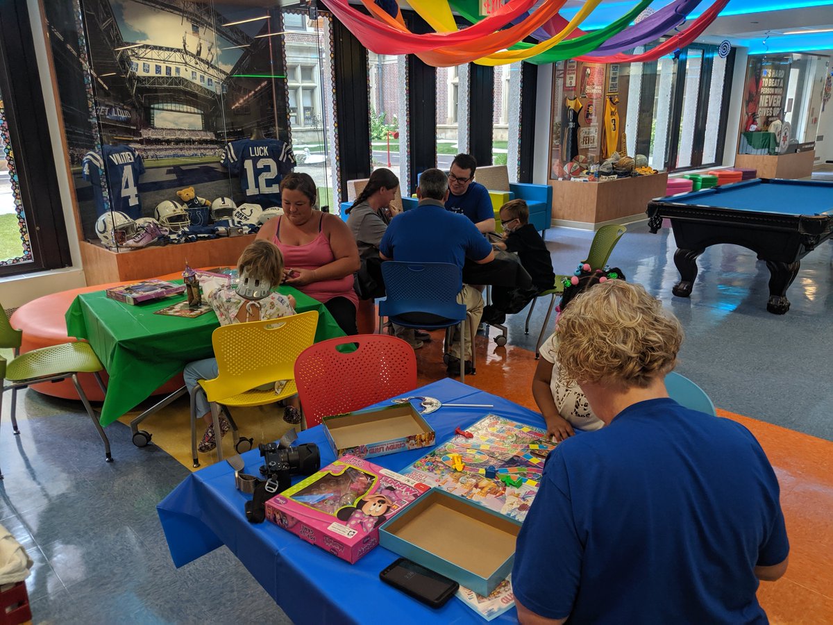 ExtraLife_Indy's tweet photo. Playing games with the kids at Riley Hospital today. Not only fun, but a great reminder of why we do this!
#ExtraLife4Kids #rileykids #tabletopday https://t.co/Ub8jzhiLL1