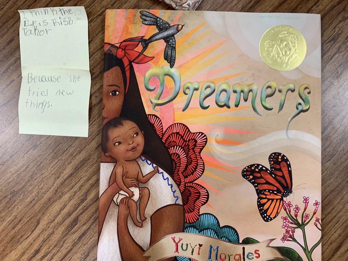 erin_inthePYP's tweet photo. Working on developing their own definitions of the #LearnerProfileAttributes through literacy! Check back later for their definitions! #ibpyp @ibpyp @GrandviewPYP #3rdgradeGHE https://t.co/rph4LJleEr