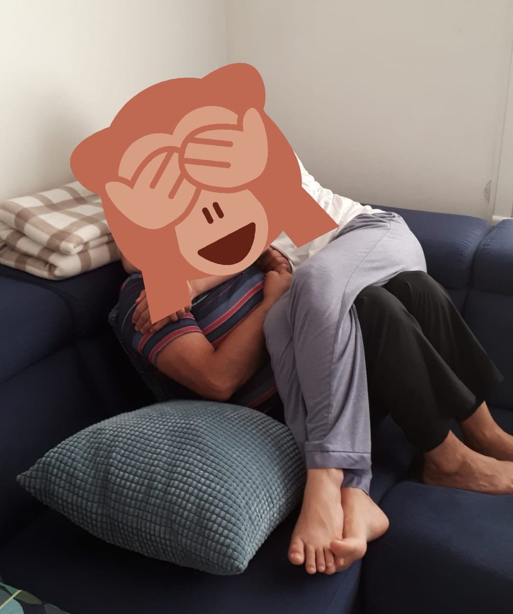 BirKocKadini_38's tweet photo. Ruzie voor den hoek.
Eindstand: ik op de schoot van paps🤣
#alwaysachild #DaddyDaughter https://t.co/8HseVJdcjM